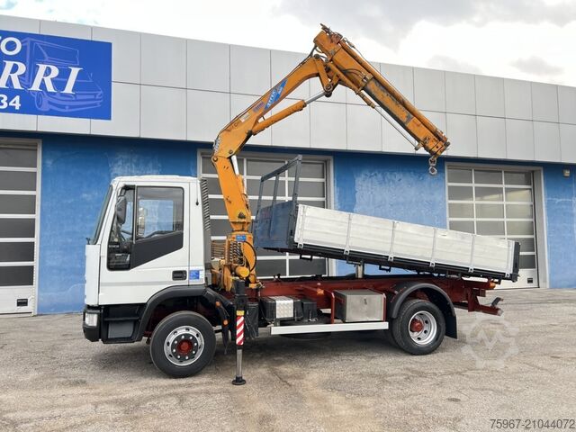 Three-way tipper truck with crane Iveco Eurocargo 120e18