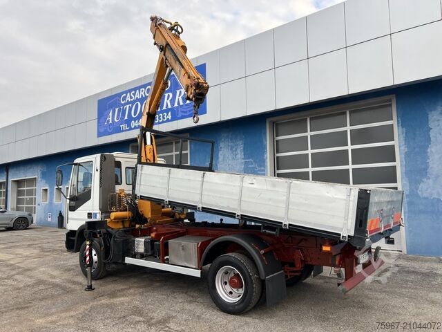 Three-way tipper truck with crane Iveco Eurocargo 120e18