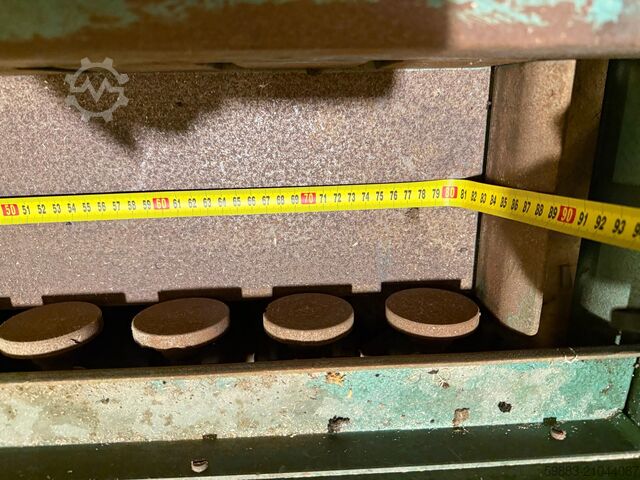 Cross-cut multi-blade saw for beam production TVR 