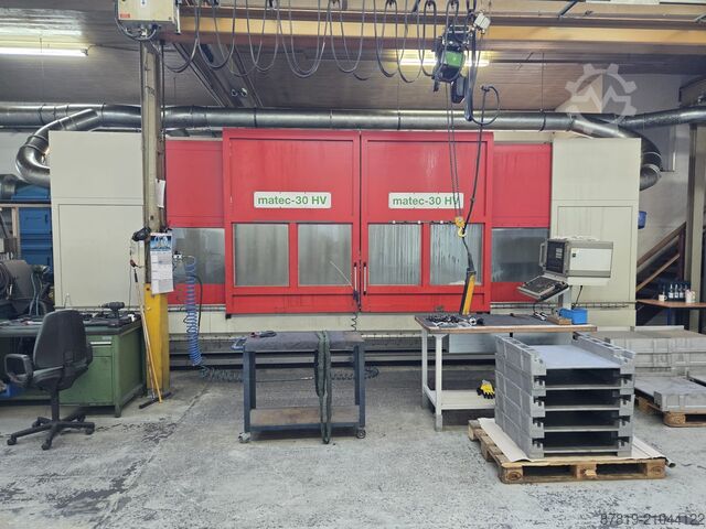 Judančios kolonos frezavimo staklės Matec 30HV