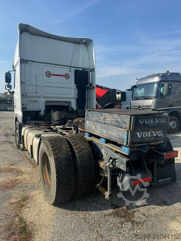 Unit traktor standar DAF XF 105-460 SSC TRATTORE STRADALE