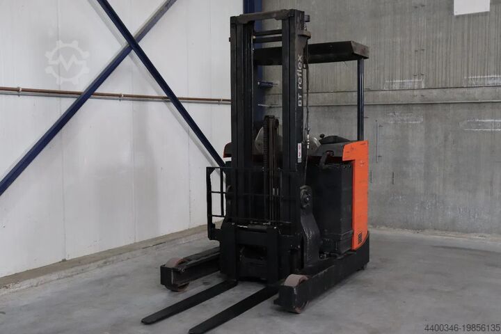 الوصول إلى الشاحنة BT RRE160B
