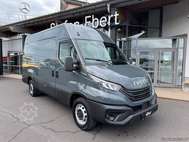 Augsta jumta universālis Iveco Daily 35S18 HA8 *R3.520mm*Automatik*Kamera*ACC*