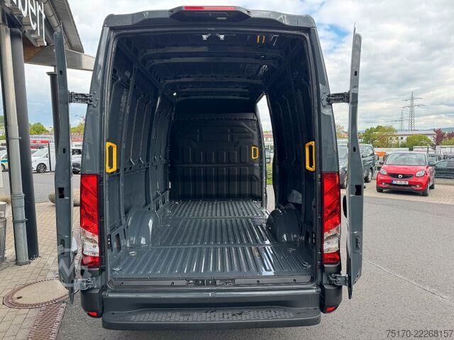 Augsta jumta universālis Iveco Daily 35S18 HA8 *R3.520mm*Automatik*Kamera*ACC*