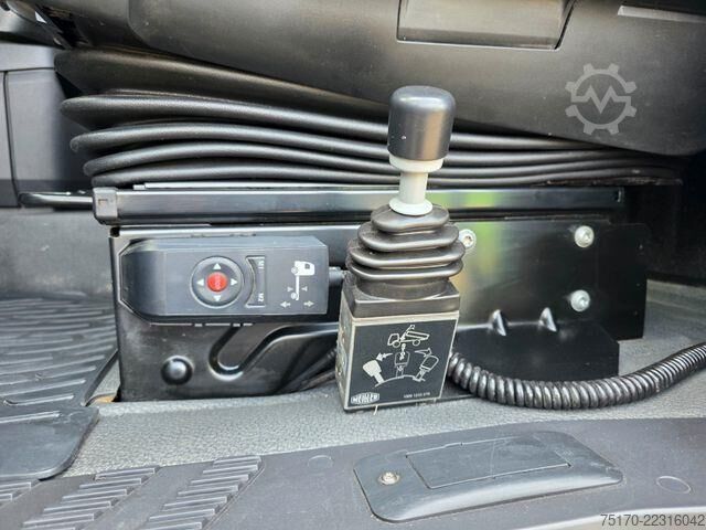 SZM tiêu chuẩn Mercedes-Benz Actros 1853 LS Hydraulik Öl-Retarder Standklima