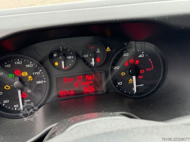 Furgão fechado IVECO Daily 70C15 Koffer *Klima*Ahk*