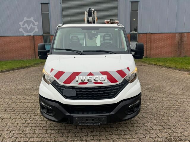 Plataforma de trabalho montada em camião IVECO Daily 35S14 Hubarbeitsbühne Versalift 11,2 Meter
