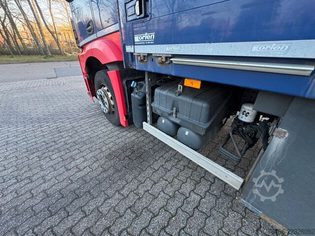 Camião de caixa fechada MERCEDES-BENZ Actros 2545 6x2 Getränkewagen