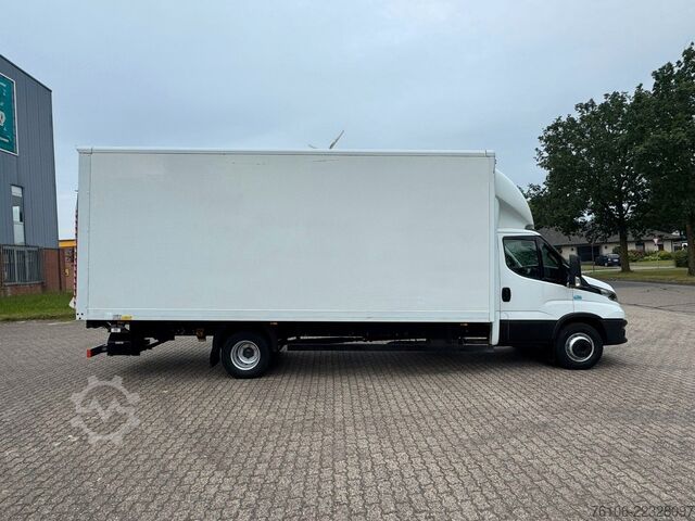 Furgão fechado IVECO Daily 72C18 Hi Matic Koffer mit Ladebordwand
