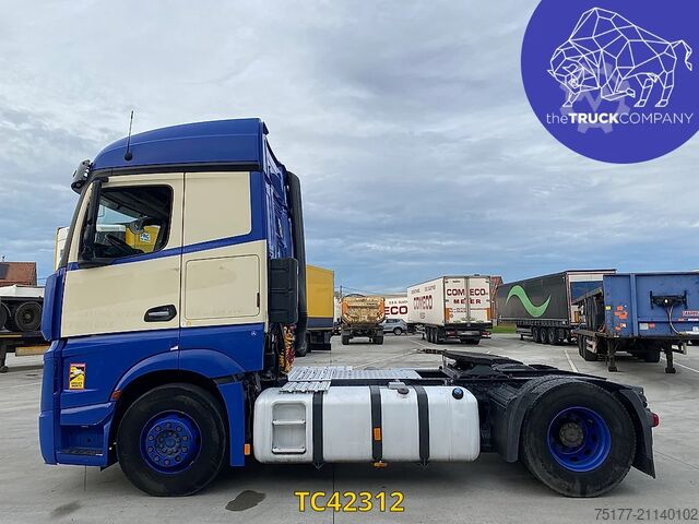 Substâncias perigosas Mercedes-Benz Actros 1845