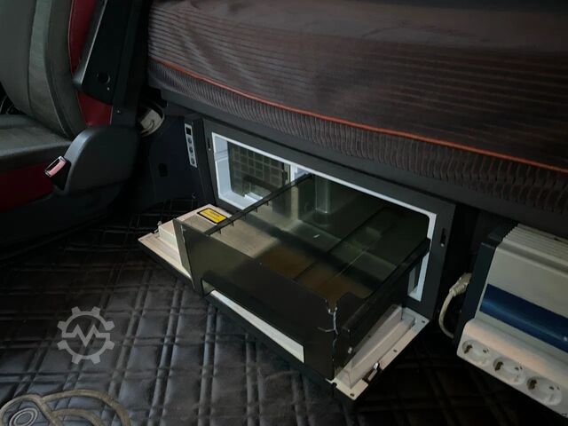 Estándar-SZM Volvo FH 16.600 Globetrotter XL / 2x Tank / Stand Air...