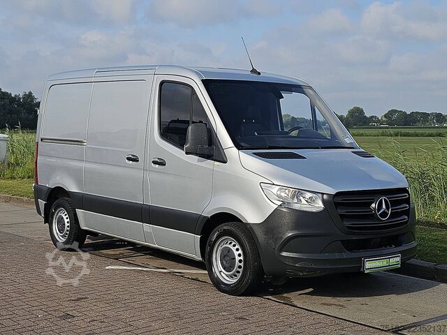 উঁচু ছাদের স্টেশন ওয়াগন MERCEDES-BENZ SPRINTER 311 L1H1 2xZijdeur Mbiux