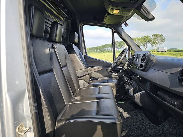 উঁচু ছাদের স্টেশন ওয়াগন MERCEDES-BENZ SPRINTER 311 L1H1 2xZijdeur Mbiux