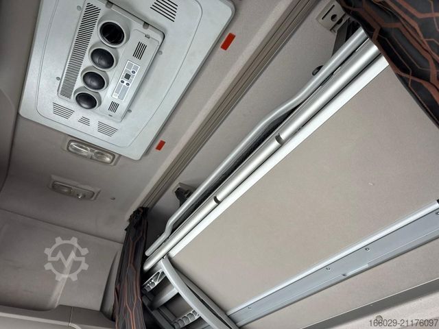 Standardni traktor jedinica DAF XF 440 FT mit Schubboden Hydraulik