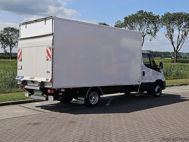 Bőrönd IVECO DAILY 35C16 Bakwagen Laadklep