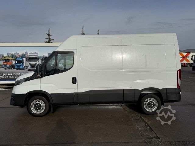 Kastenwagen IVECO 35S16V (KURZ) AHK / RFK / Standhzg.