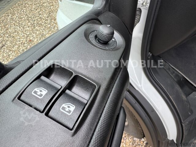 Furgone centinato IVECO Daily 70C18A8 SCHIEBEPLANE LBW 1500kg AHK KLIMA