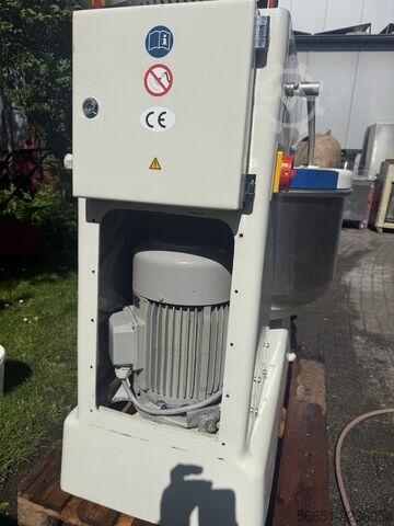Pengaduk spiral DIOSNA SP 120 D SP 120 D