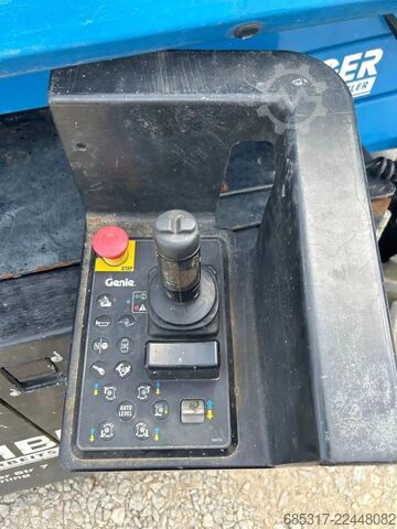 Elevadora de tijera Genie GS 2669 RT
