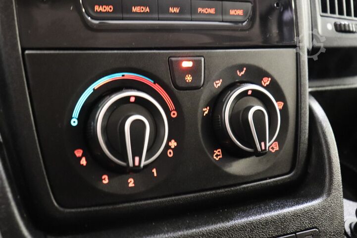 Furgão de painéis Citroën Jumper 2.2 BlueHDi 120PK L2H1 EURO 6 - Airco - ...