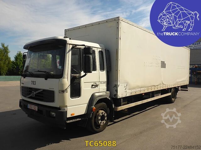 Kufor Volvo FL 220