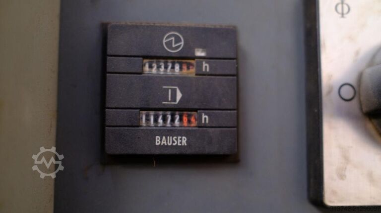 CNC machining center DMG Deckel Maho dmf220 linear