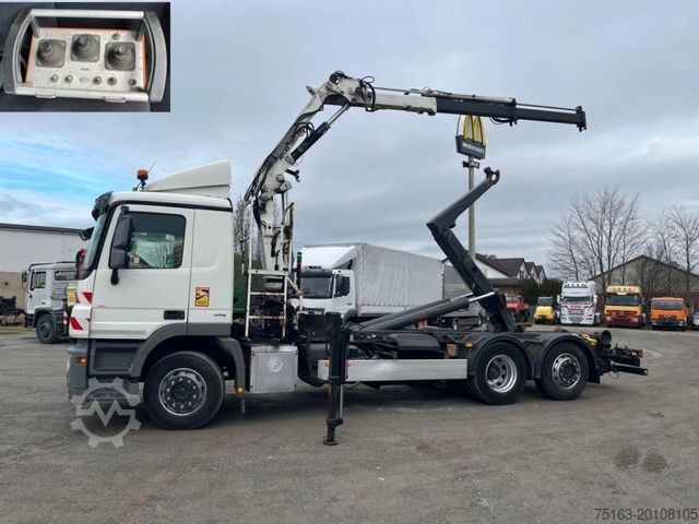 Autokran MERCEDES-BENZ Actros 2541 L6x2 Abrollkipper mit Kran Funk+Grei
