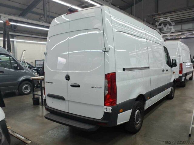 Van Mercedes-Benz Sprinter 317 CDI,L2H2,Automatik,Kamera,Navi