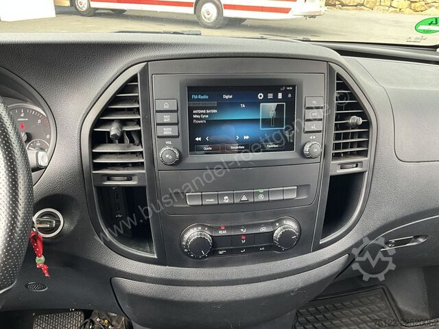  Mercedes-Benz Vito Tourer