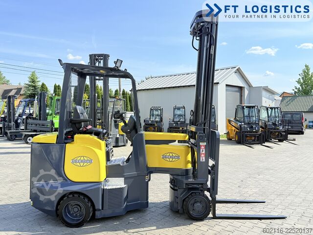 Wózek widłowy do wąskich korytarzy Combilift AISLE MASTER 25WE TRIPLEX 6650MM