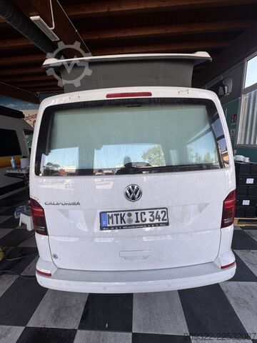 τροχόσπιτο αυτοκινούμενο 2023 Volkswagen California Ocean | Cambio automatico | Tetto a soffietto