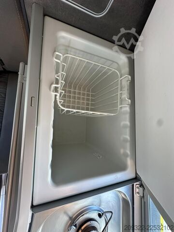 Campervan 2022 Volkswagen California Coast | Cambio automatico | Tetto a soffietto
