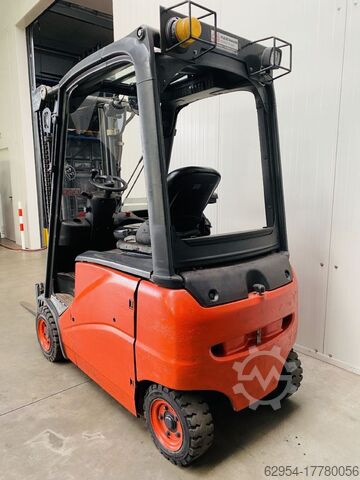 Ηλεκτρικό περονοφόρο τετράτροχο Linde E 16 PH-01 Batterie Bj.17