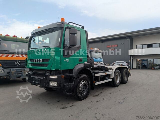 Camión portacontenedores de gancho IVECO Trakker 410 / 6X4 / Full steel / Manual Retarder