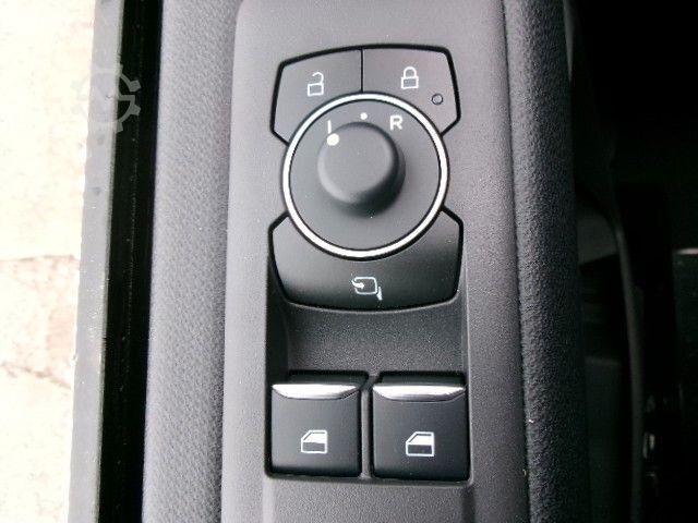 মিনিবাস FORD Tourneo Custom Bus 320 L2 Titanium X AWD Matrix