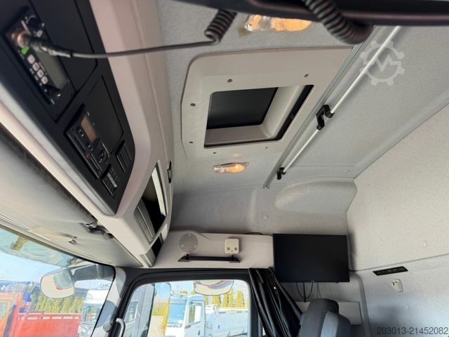 Camión de plataforma MERCEDES-BENZ Arocs 2648 6x4 3 Achs Pritsche Retarder