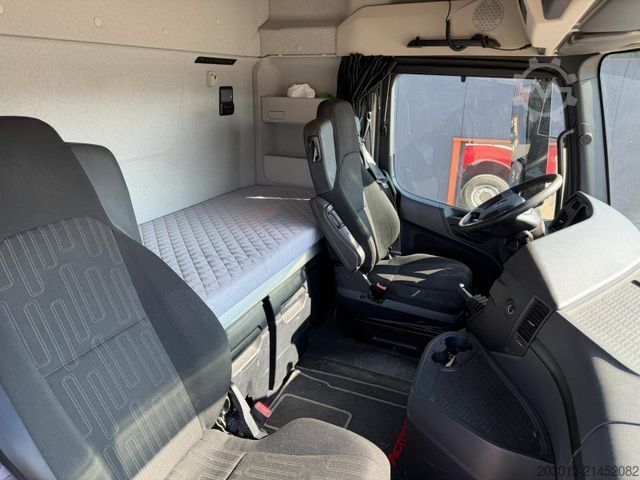 Camión de plataforma MERCEDES-BENZ Arocs 2648 6x4 3 Achs Pritsche Retarder