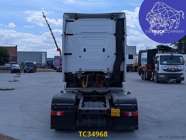 Standart-SZM Mercedes-Benz Actros 1848