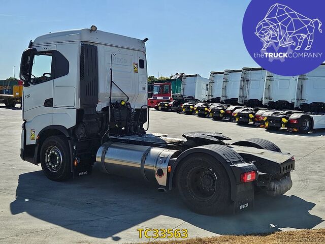  Iveco S-Way 460