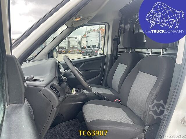 Station wagon con tetto alto Fiat Doblo CARGO 1.6
