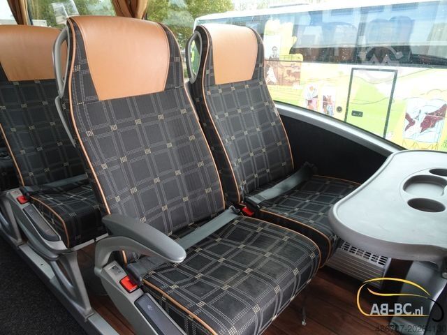Motor coach MERCEDES-BENZ Tourismo RHD-M - 57 Sitze EURO 6