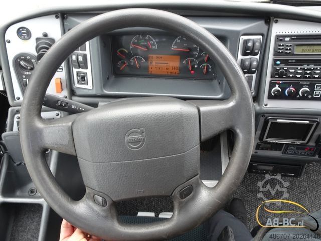 Motor coach VOLVO B9R Berkhof 55 Sitze EURO 5