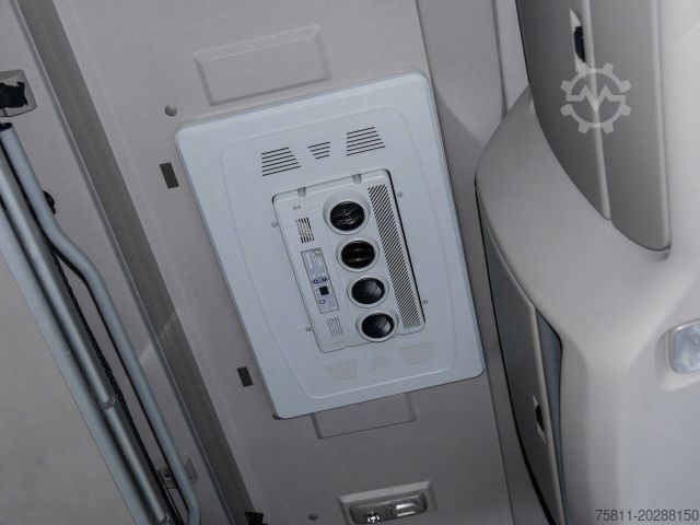 Camión con caja móvil DAF XF 480 FAN SSC BDF C715/745 + INTARDER + 2x TANK