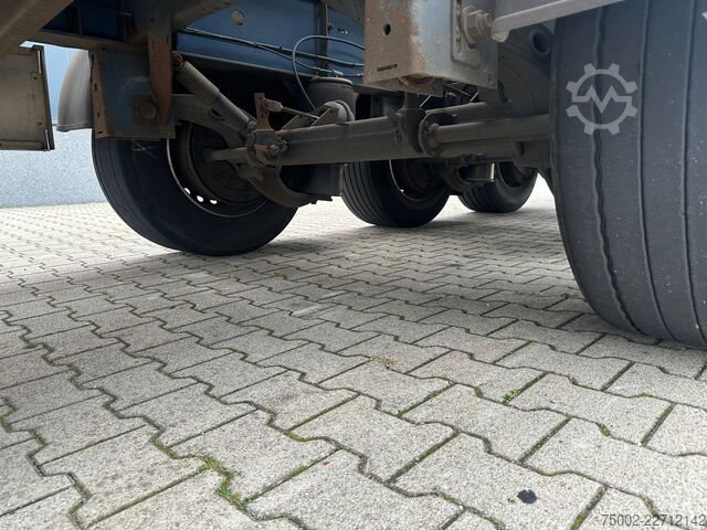 Transport av containrar Krone stack of 3x 2013/2014 KRONE 40FT/45FT chassis /...