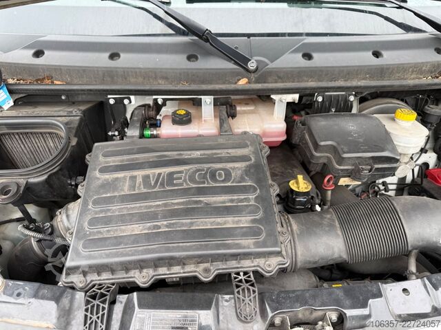 Dostavno vozilo s kesonom IVECO Daily 35C16 3,0L Koffer LBW 750kg Euro6E Seitent