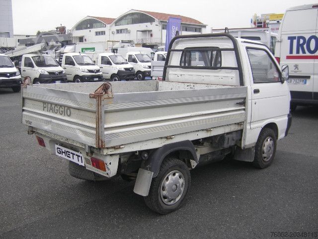 Tipper van Piaggio Mod. Vers. Porter