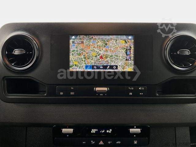 Pick-up furgonas MERCEDES-BENZ Sprinter 319 DoKa Aut. * V6 * 7-SITZE+AHK 2,8t