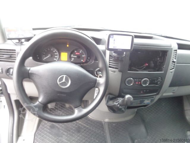 Šaldytuvo kėbulo furgonas MERCEDES-BENZ Sprinter 316 CDI 2 Zonen Kühler Carrier