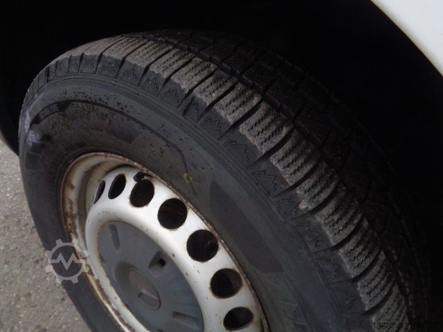 Šaldytuvo kėbulo furgonas MERCEDES-BENZ Sprinter 316 CDI 2 Zonen Kühler Carrier