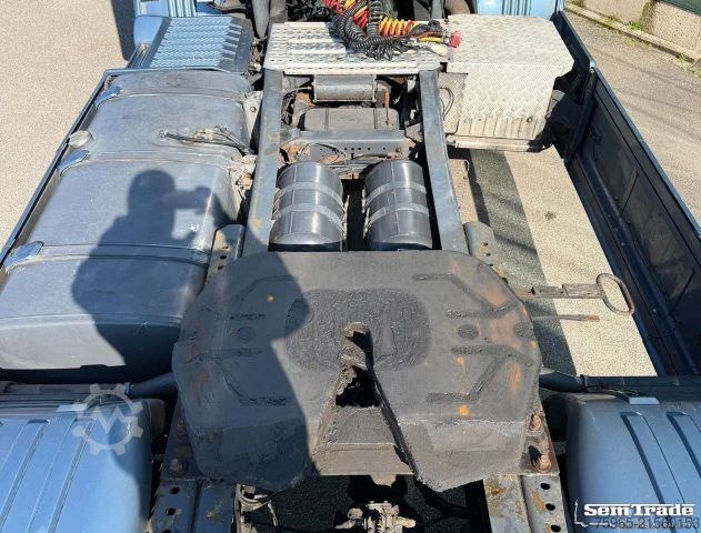 Стандартный седельный тягач SCANIA R580 V8 MANUAL GEARBOX RETARDER ANALOGUE TACHO